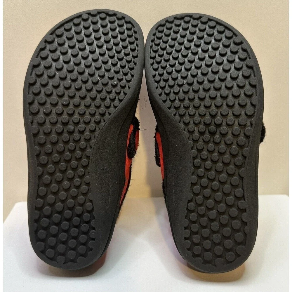 Disney Pixar Lightning water shoes‎ Pre Owned! Size 8